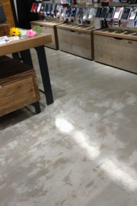 インナーフロアクリア（ショップ床面）